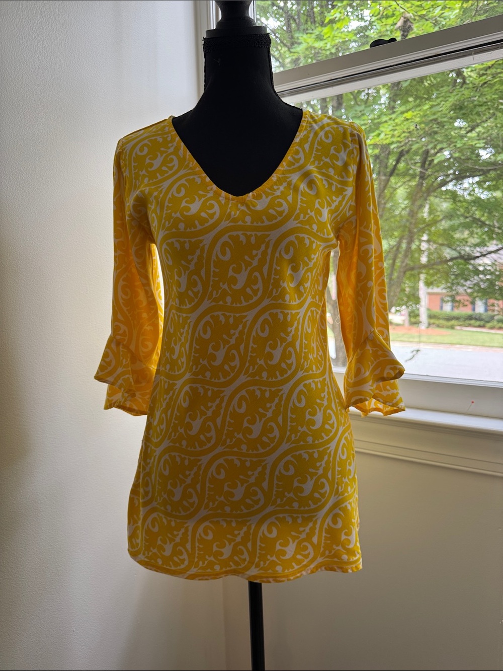 escapada Yellow and White Printed V-Neck Tunic